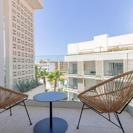 Hm Ayron Park - Adults Only Hotel Playa de Palma  Luaran gambar A balcony at the hotel
