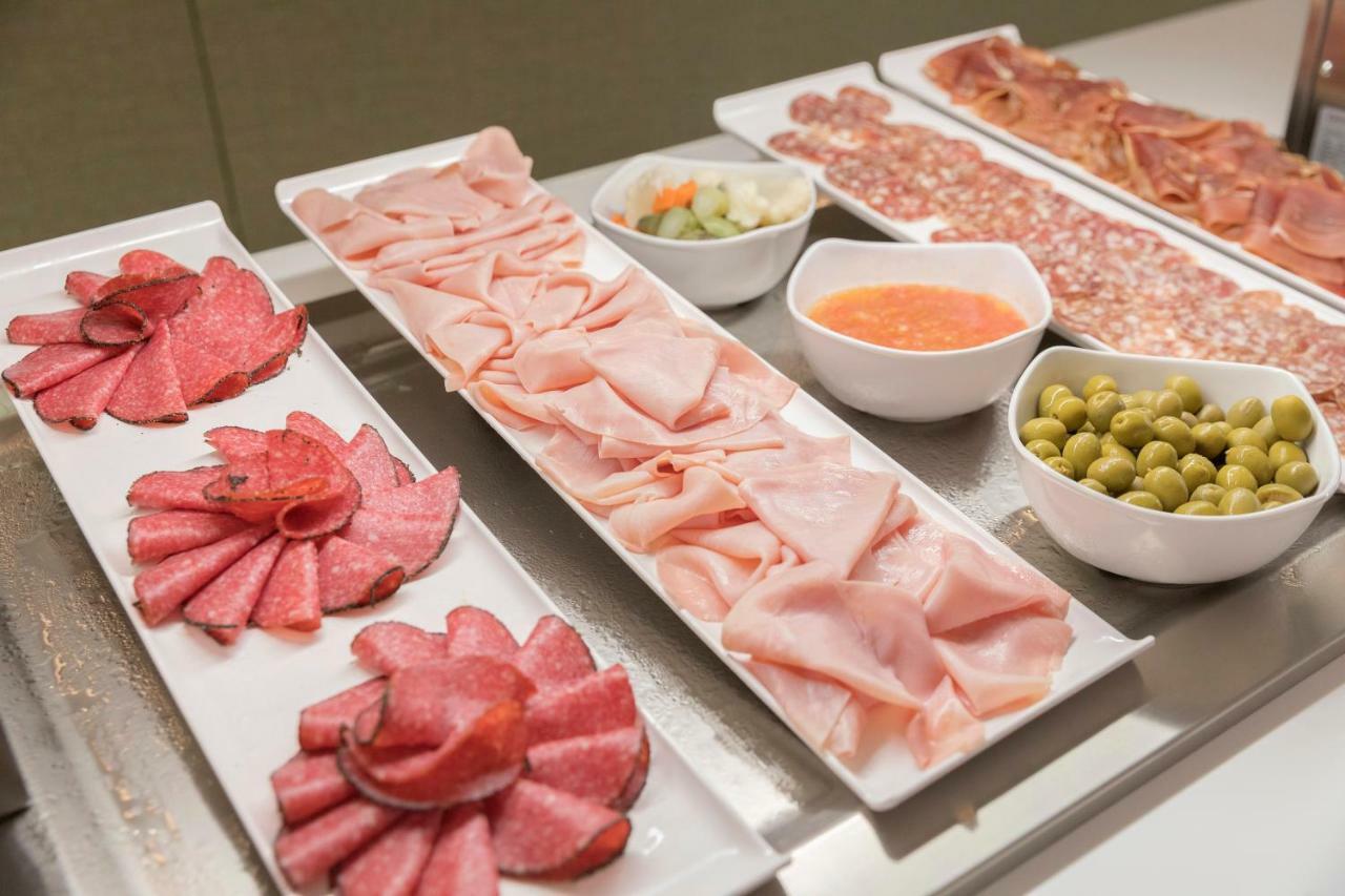 Hm Ayron Park - Adults Only Hotel Playa de Palma  Luaran gambar Cold cuts