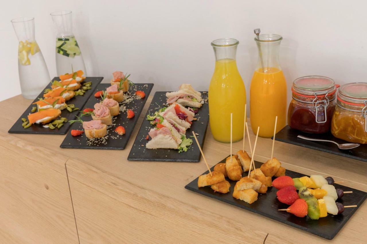 Hm Ayron Park - Adults Only Hotel Playa de Palma  Luaran gambar A selection of tapas